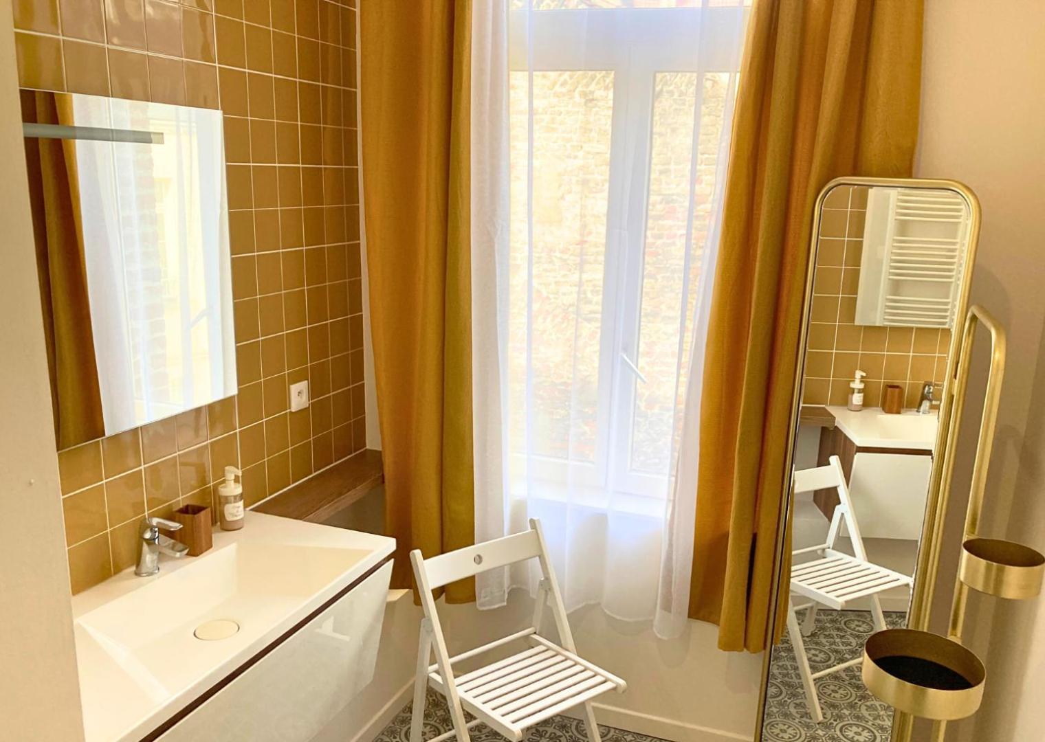 Le Bohemian Chic - 4 Chambres En Hypercentre De Saint-Omer, Ideal Pour Les Groupes Сент-Омер Екстер'єр фото